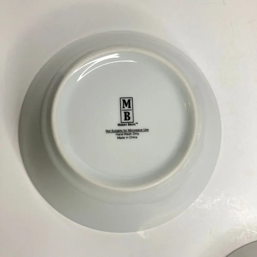 Merry Brite China MERRY CHRISTMAS Lot of 4 Soup Cereal Bowls Happy Holidays